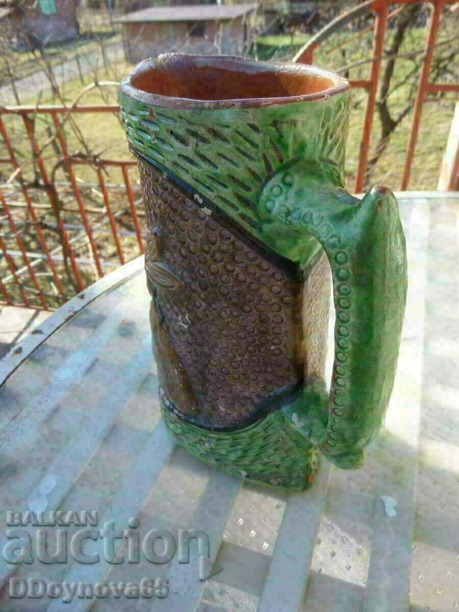 Trojan pottery - wine jug - 5 Trojan pottery - wine jug - 5