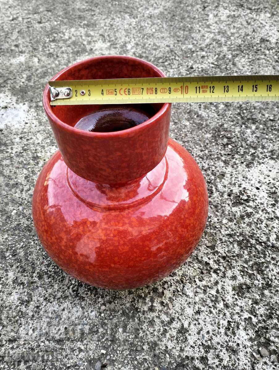 Livrarea Vaza Citano din portelan rosu italian Livrarea Vaza Citano din portelan rosu italian