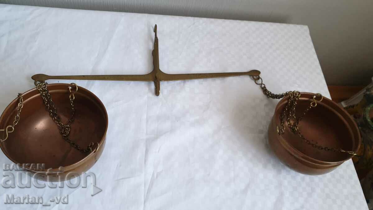 Auction bronze decorative scale Auction bronze decorative scale