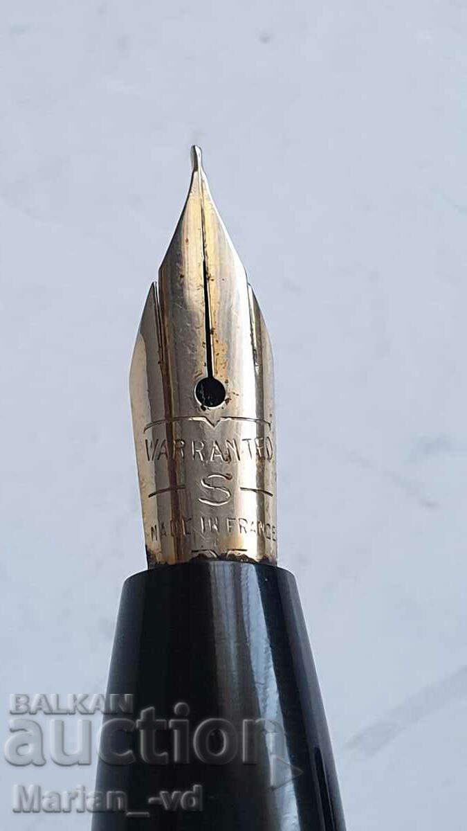Old French fountain pen with gilt nib with price 80.00 BGN | € 40.90