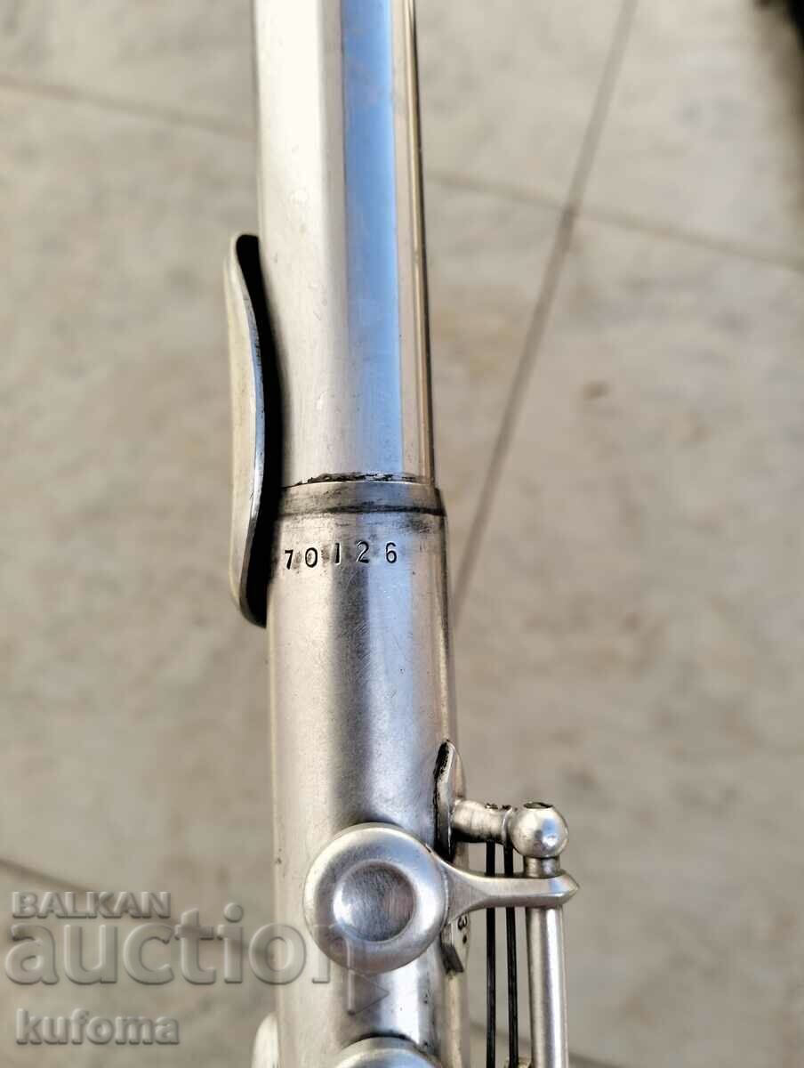 Delivery of Old silver plated flute, head missing Delivery of Old silver plated flute, head missing