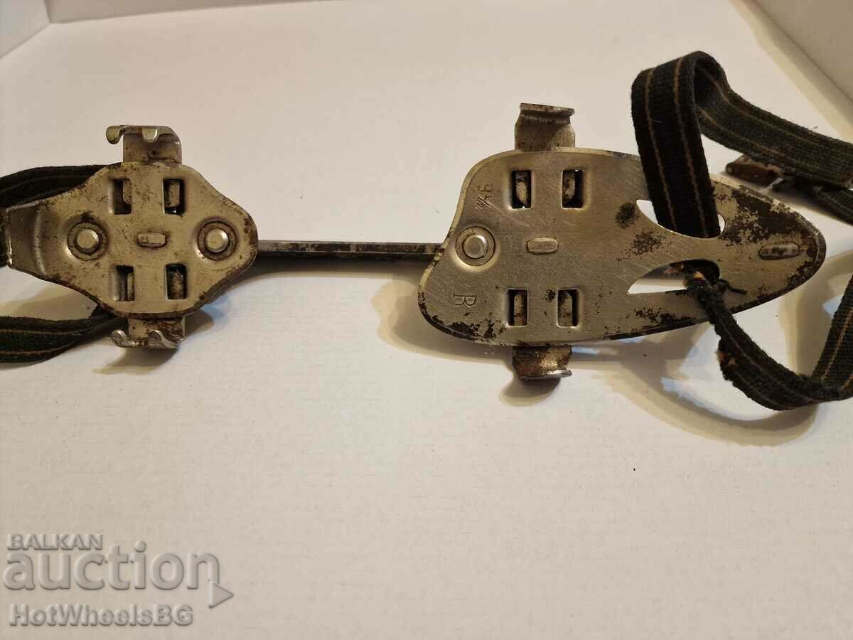 Стари ретро кънки за лед 60-те год. - 5 Стари ретро кънки за лед 60-те год. - 5