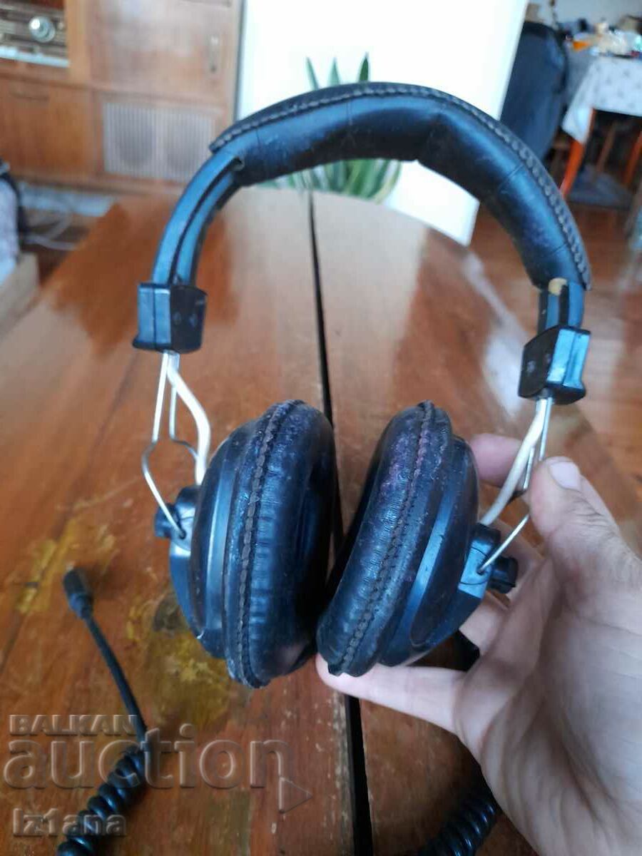 Old Altai HVS-22 headphones with price 15.00 BGN | € 7.67