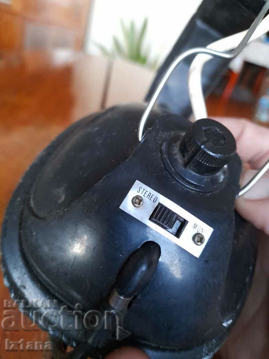 Old Altai HVS-22 headphones - 6