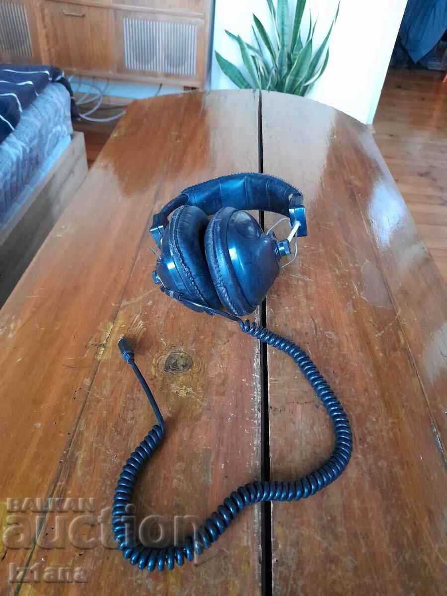 Old Altai HVS-22 headphones