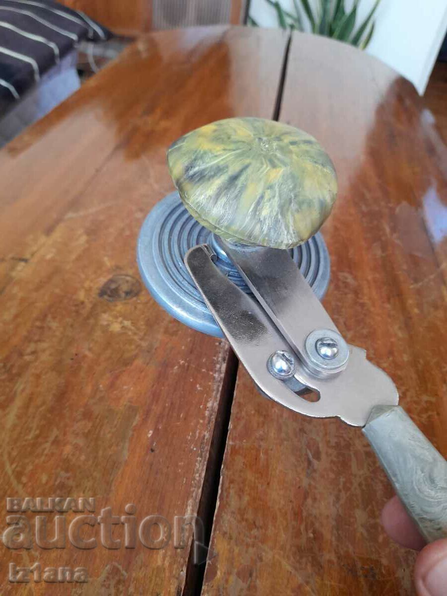 Auction Old jar stopper Auction Old jar stopper