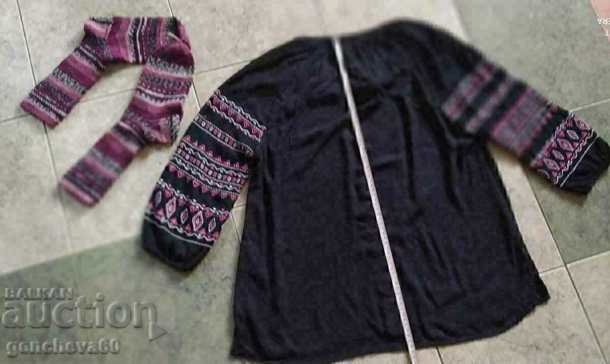 Cămașă tradițională cu broderii frumoase și șosete/costume cu model - 6 Cămașă tradițională cu broderii frumoase și șosete/costume cu model - 6