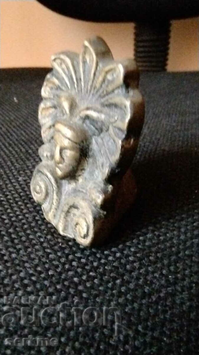 Delivery of Metal figure Delivery of Metal figure