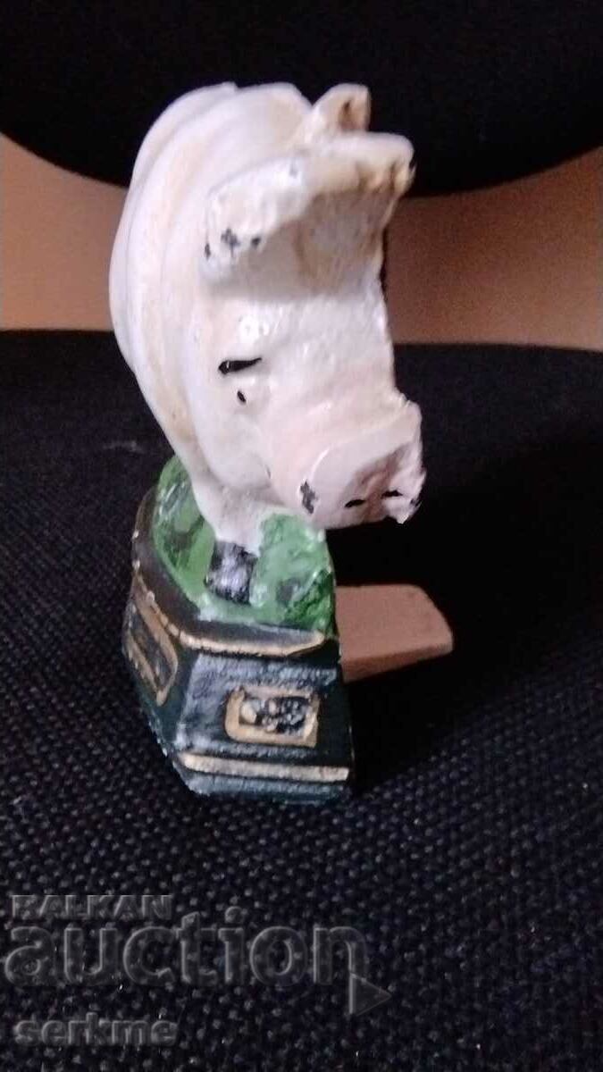 Metal figure with price 10.00 BGN | € 5.11 Metal figure with price 10.00 BGN | € 5.11