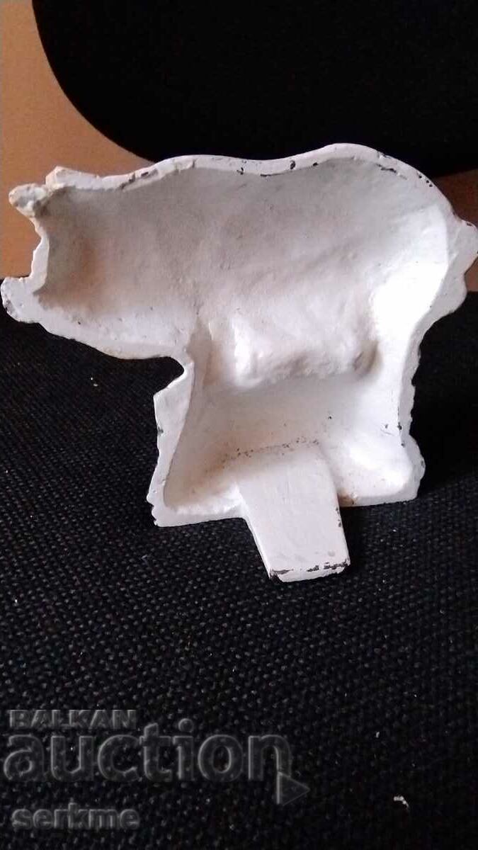 Auction Metal figure Auction Metal figure