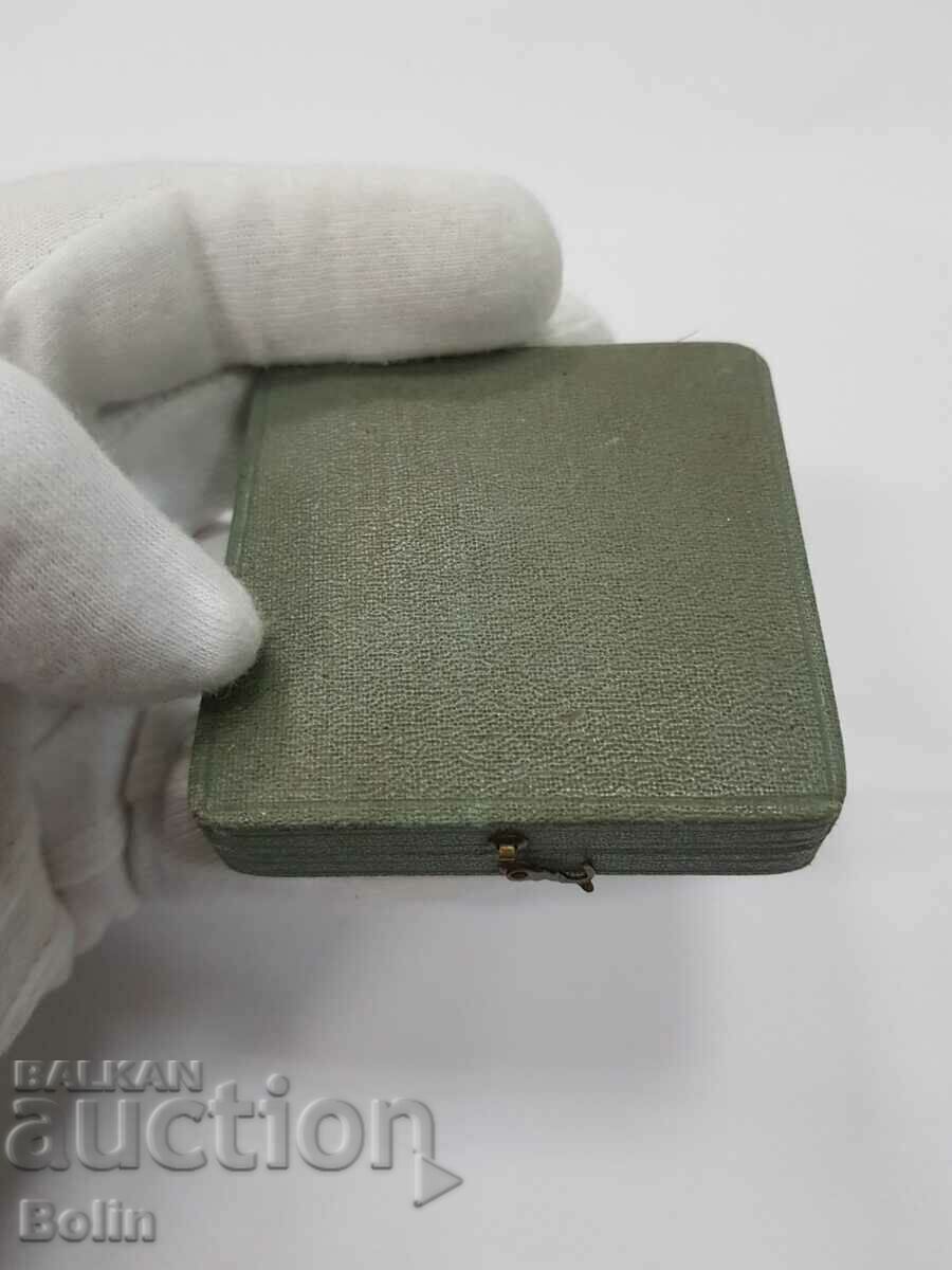 Доставка на Руски имперски сребърен медал Мария Феодоровна Доставка на Руски имперски сребърен медал Мария Феодоровна