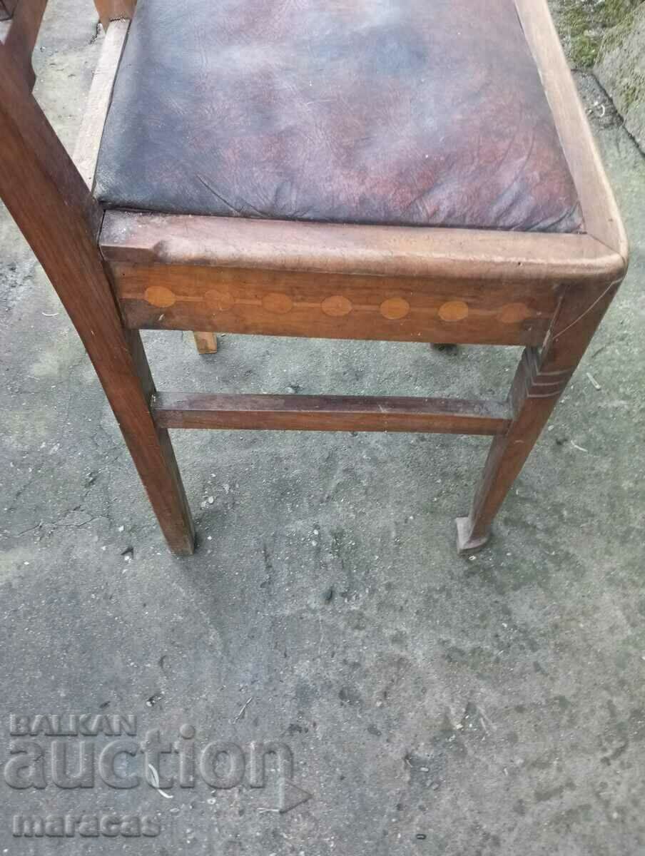 Old wooden chair with price 39.00 BGN | € 19.94 Old wooden chair with price 39.00 BGN | € 19.94