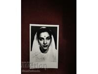 Card photo actress Nargis Dutt