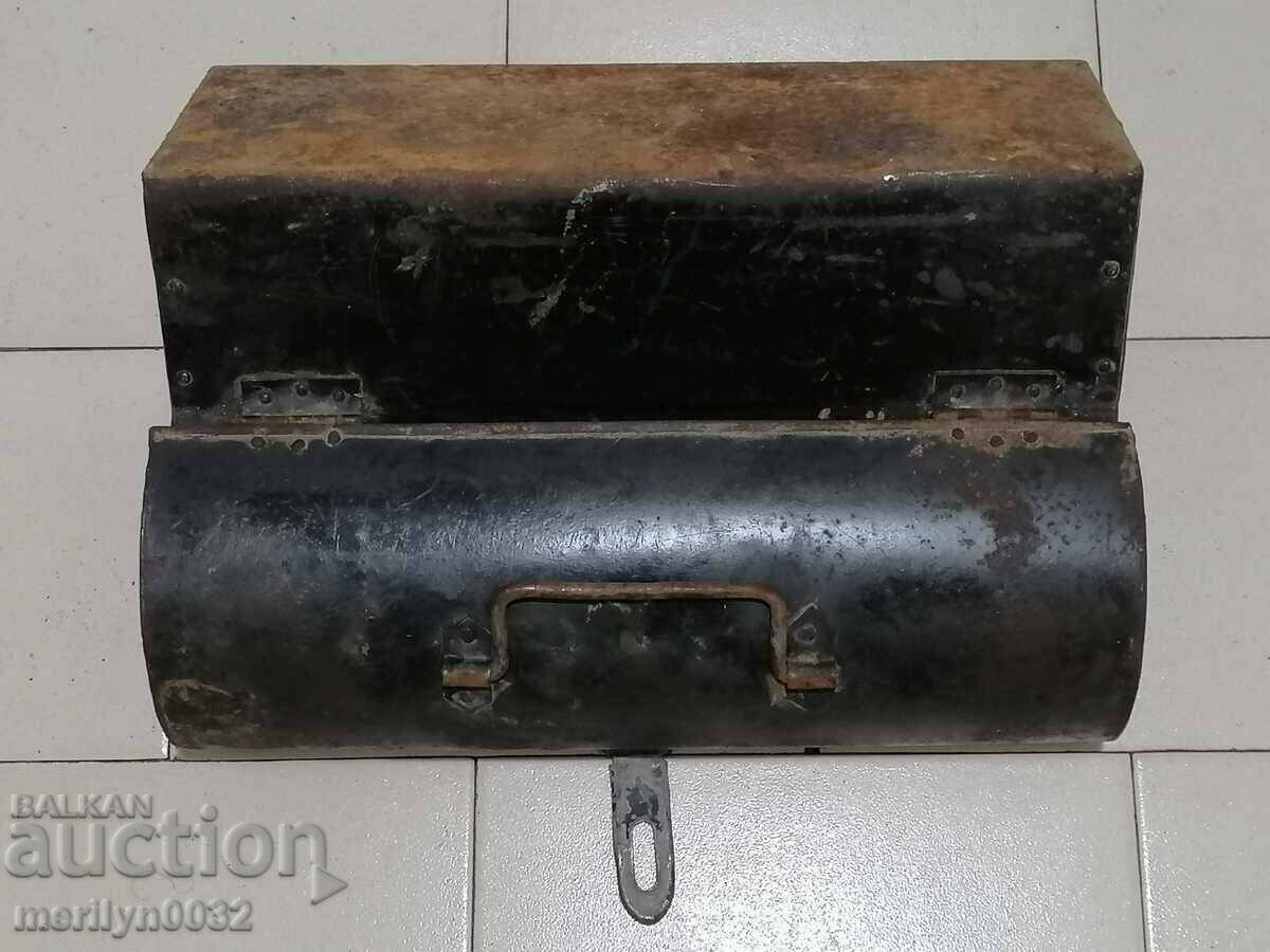WW1 WW2 Armored Car Tool Box - 6 WW1 WW2 Armored Car Tool Box - 6
