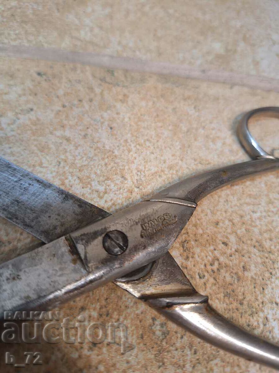 Auction Old large scissors, marked, collection Auction Old large scissors, marked, collection