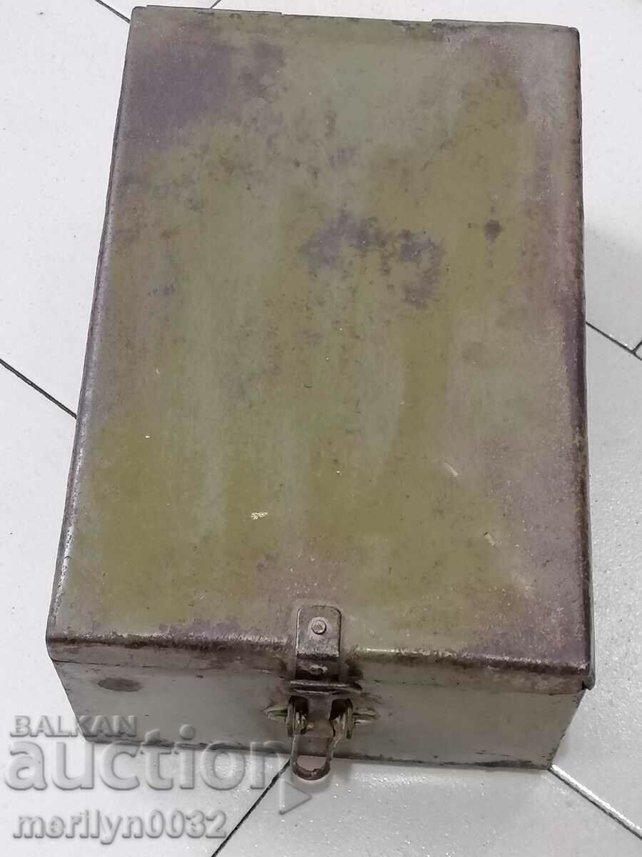 Γερμανικό κουτί όπλων όπλο τύπου Howitzer WW2 κιβώτιο εργαλείων με τιμή 65.00 BGN | € 33.23 Γερμανικό κουτί όπλων όπλο τύπου Howitzer WW2 κιβώτιο εργαλείων με τιμή 65.00 BGN | € 33.23