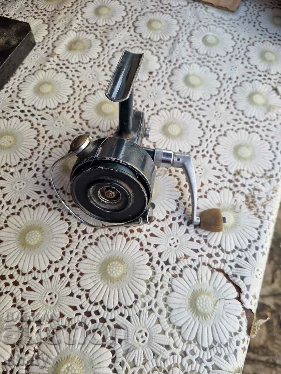 Old fishing reel - 5