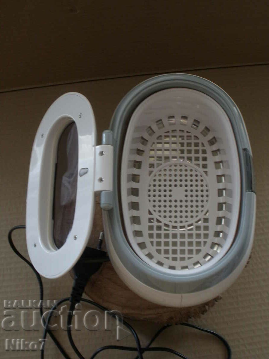 Auction German, ultrasonic bath for cleaning - CARRERA. Auction German, ultrasonic bath for cleaning - CARRERA.