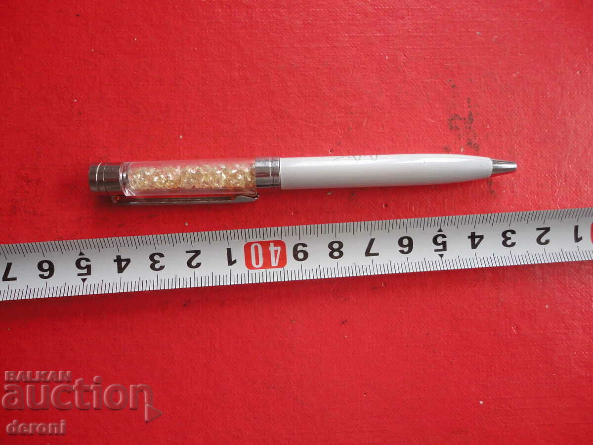 Καταπληκτικό στυλό τέχνης με πέτρες με τιμή 10.00 BGN | € 5.11 Καταπληκτικό στυλό τέχνης με πέτρες με τιμή 10.00 BGN | € 5.11