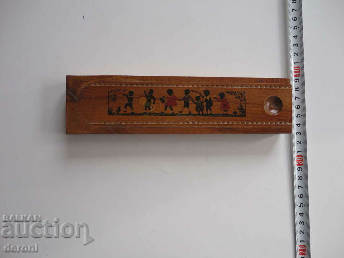 Wooden cigar box humidor with price 15.00 BGN | € 7.67