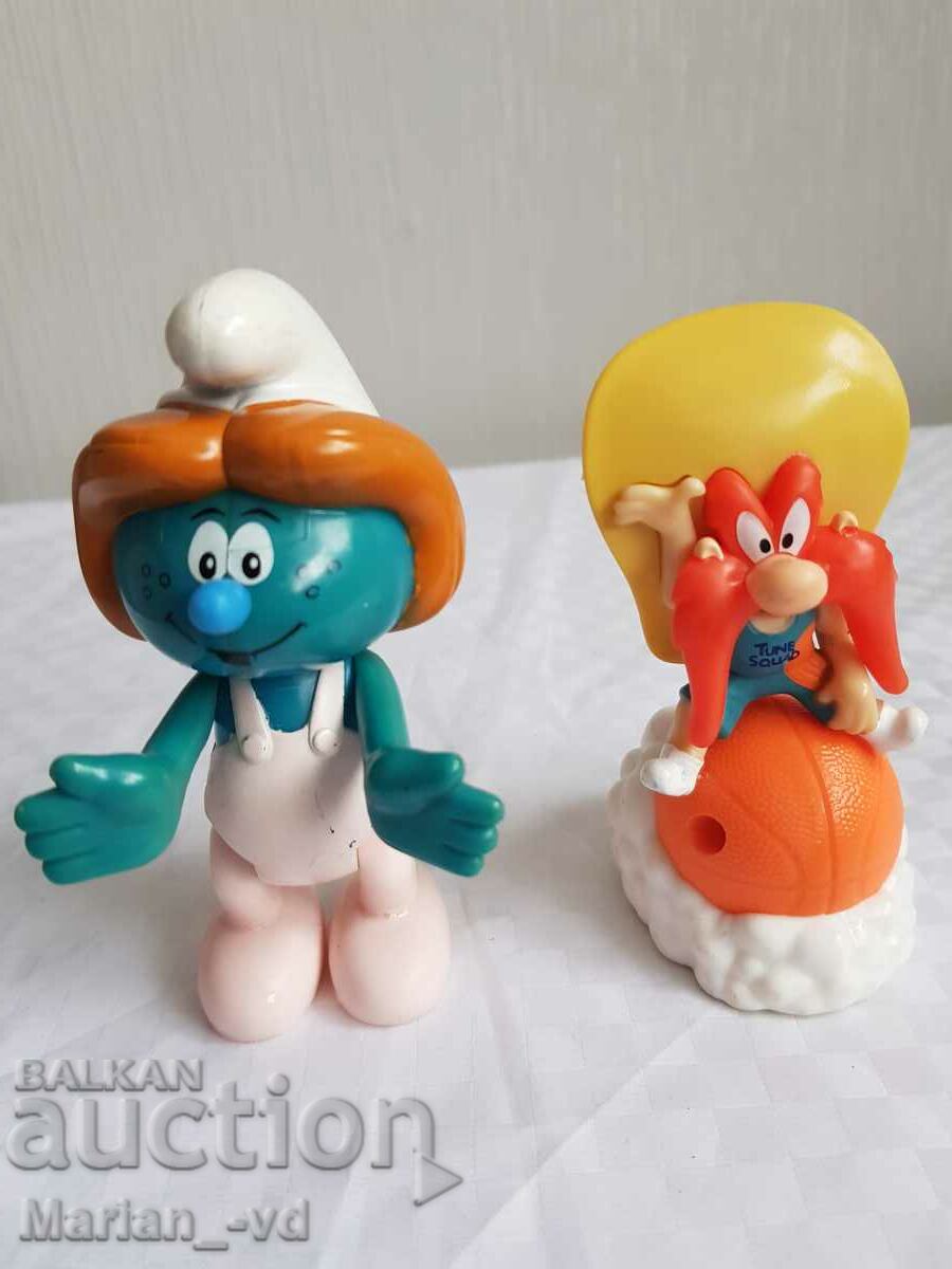 Old collectible children's figurines