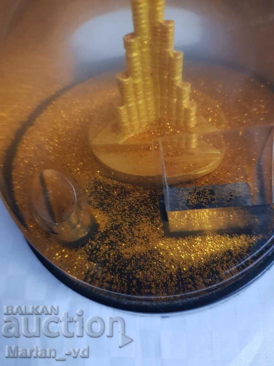 Auction  Burj Khalifa Pen Holder