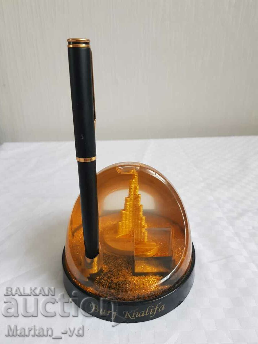 Delivery of Burj Khalifa Pen Holder