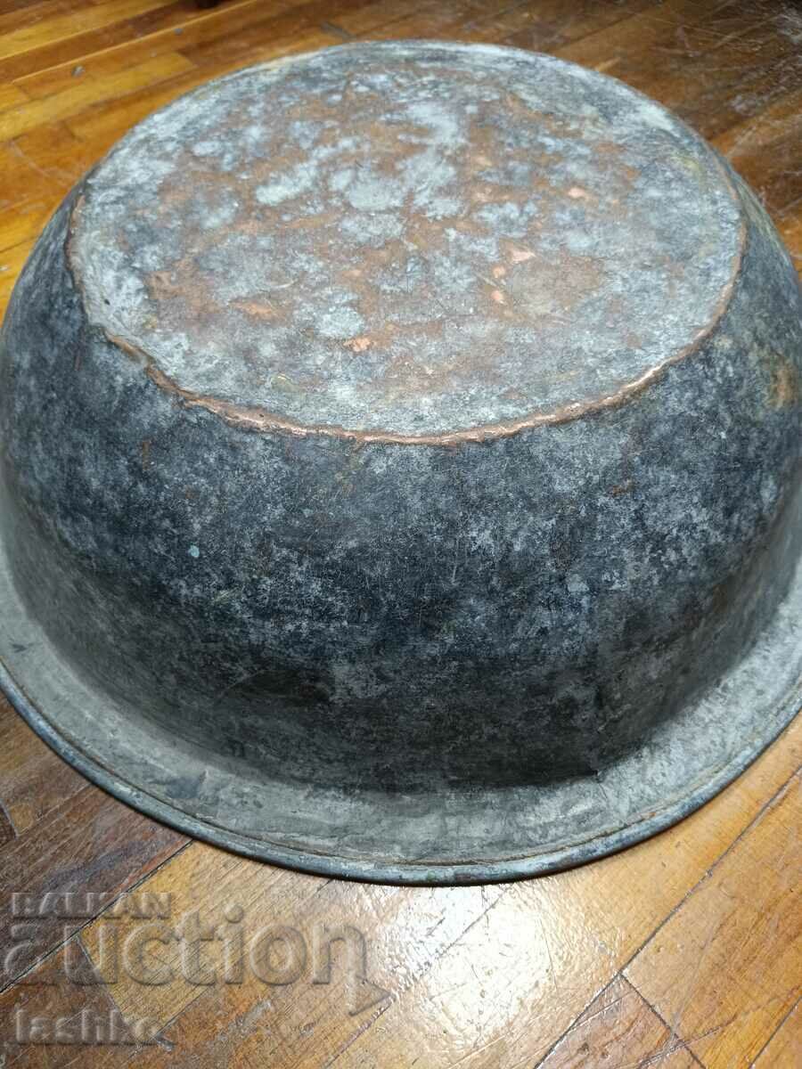 Delivery of Old copper basin Delivery of Old copper basin