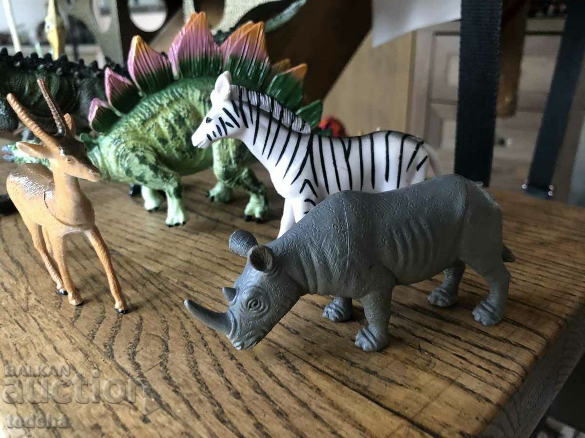 JURASSIC KINGDOM LOT - PERFECT - 6 JURASSIC KINGDOM LOT - PERFECT - 6