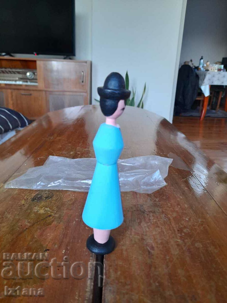 Auction Old folk figurine Bga Balkan with oil Bulgarian rose Auction Old folk figurine Bga Balkan with oil Bulgarian rose