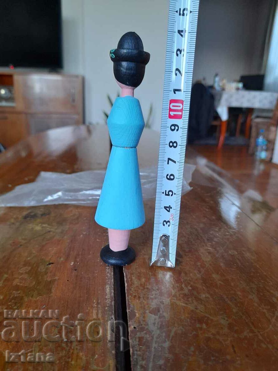 Delivery of Old folk figurine Bga Balkan with oil Bulgarian rose Delivery of Old folk figurine Bga Balkan with oil Bulgarian rose