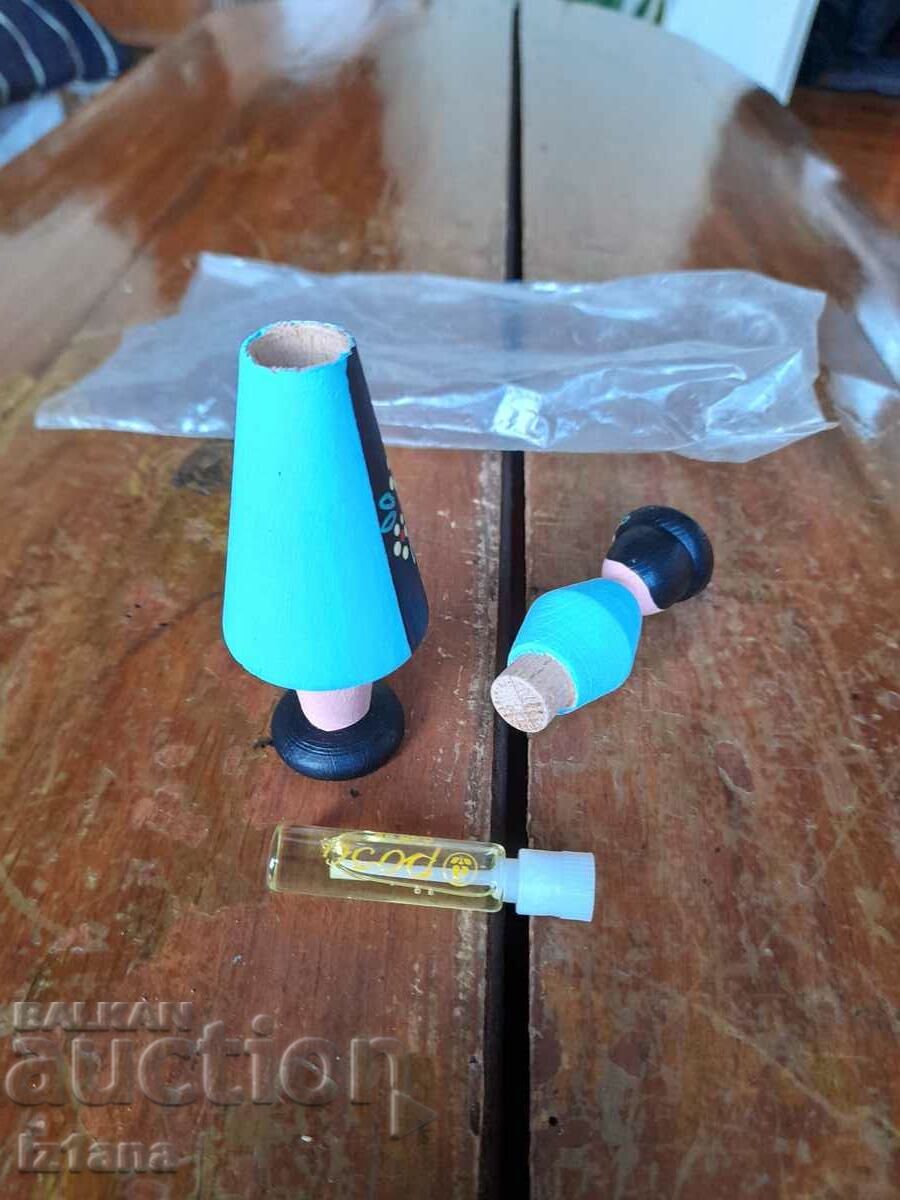 Old folk figurine Bga Balkan with oil Bulgarian rose - 6 Old folk figurine Bga Balkan with oil Bulgarian rose - 6