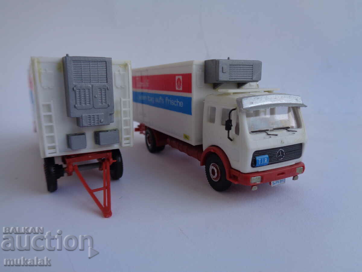 Аукцион HERPA H0 1/87 MERCEDES КАМИОН МОДЕЛ ИГРАЧКА КОЛИЧКА Аукцион HERPA H0 1/87 MERCEDES КАМИОН МОДЕЛ ИГРАЧКА КОЛИЧКА