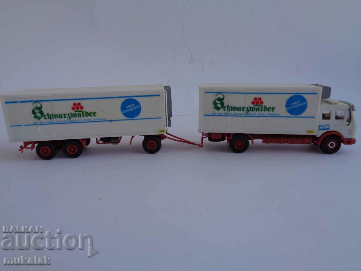 Delivery of HERPA H0 1/87 MERCEDES TRUCK MODEL TOY TROLLEY Delivery of HERPA H0 1/87 MERCEDES TRUCK MODEL TOY TROLLEY