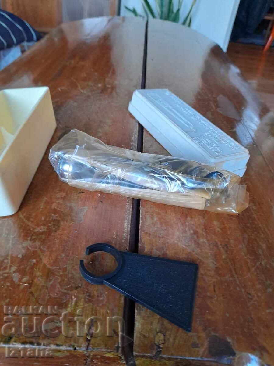 Livrarea Microfon vechi Resprom MD 74 Livrarea Microfon vechi Resprom MD 74