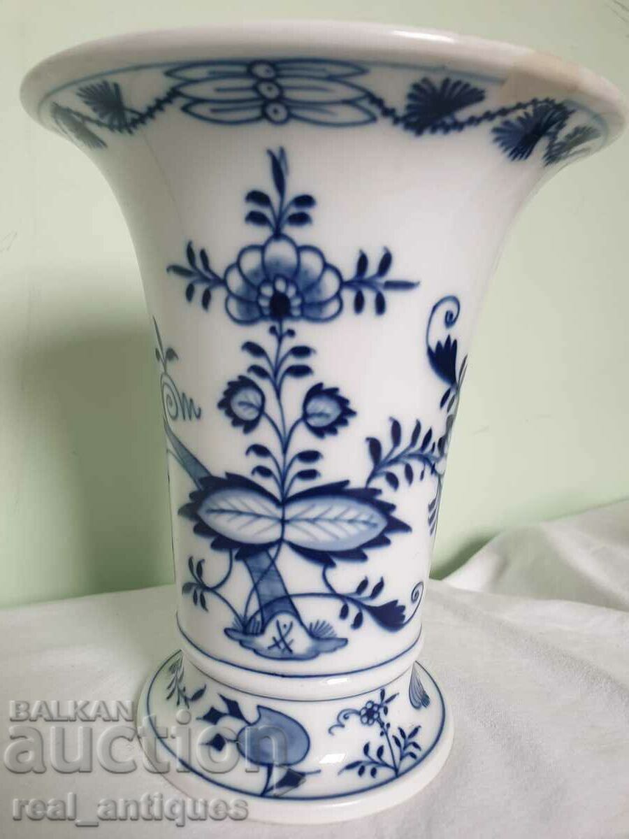 Porcelain vase - Meissen