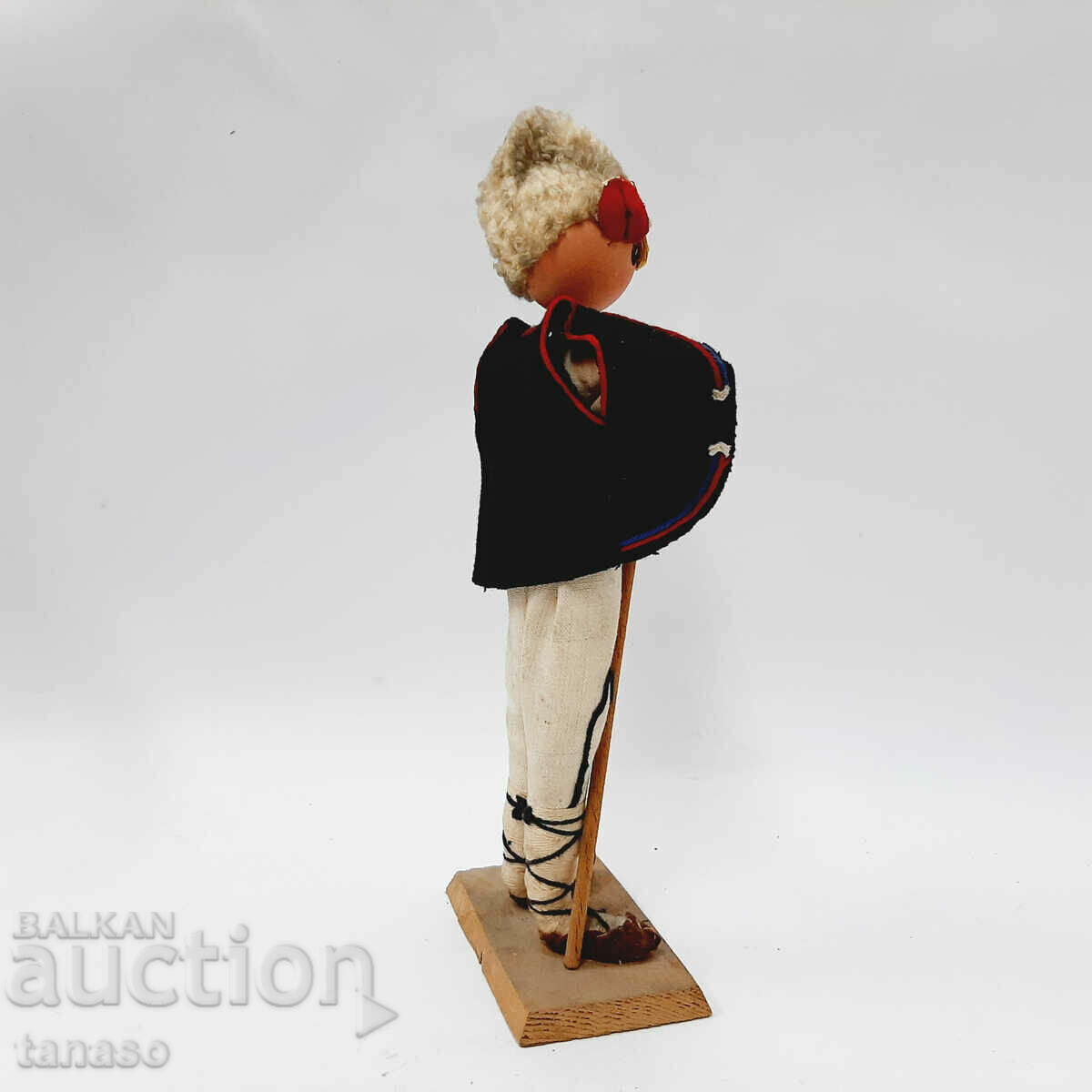 Δημοπρασία Παλιά ξύλινη, έθνικ, οικιακή κούκλα, βοσκός (9.1)