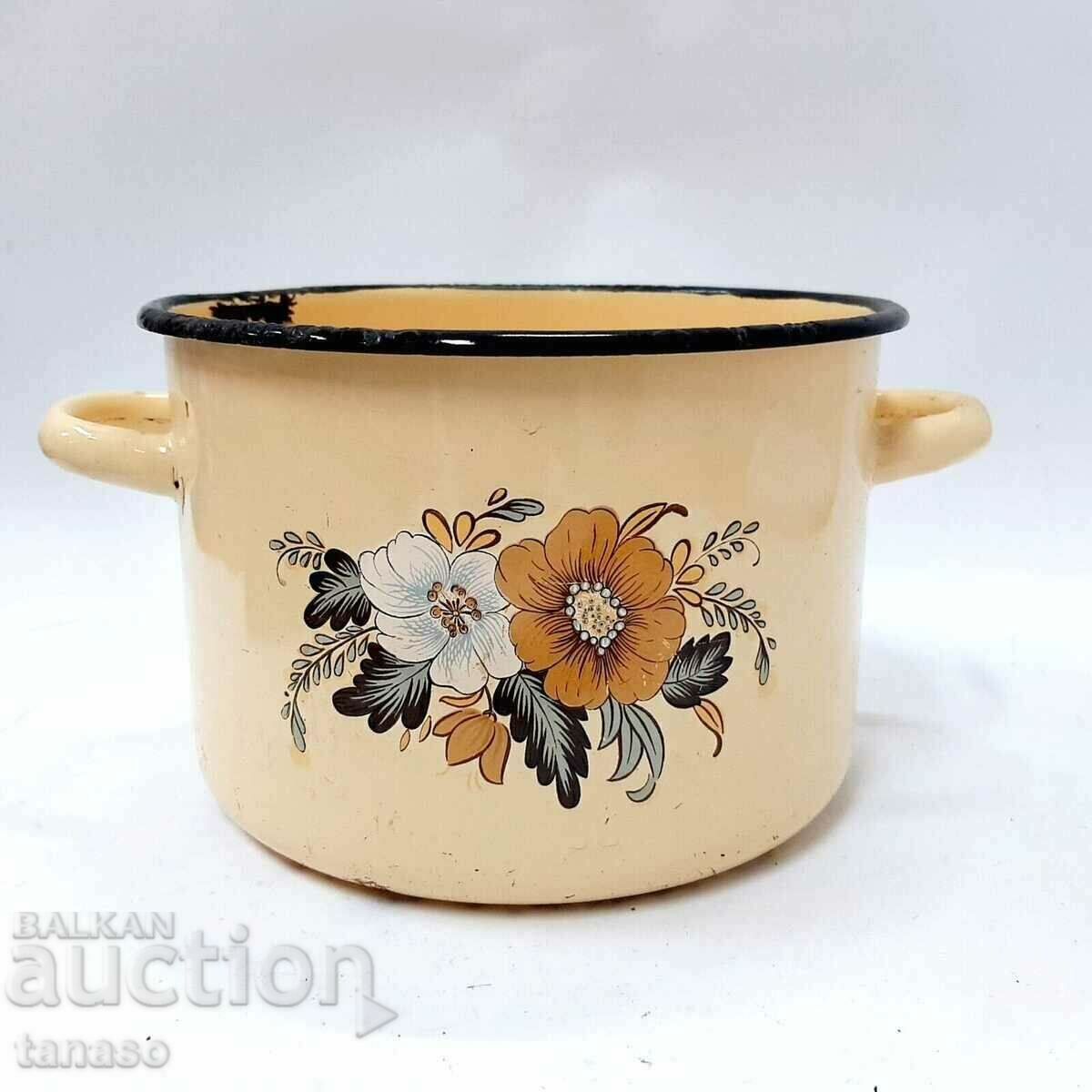 Old enamel pot(8.3) - 6