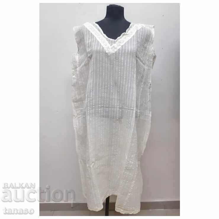 Silk ethnic dress, dress, silk, part of costume(1.3) with price 100.00 BGN | € 51.13 Silk ethnic dress, dress, silk, part of costume(1.3) with price 100.00 BGN | € 51.13