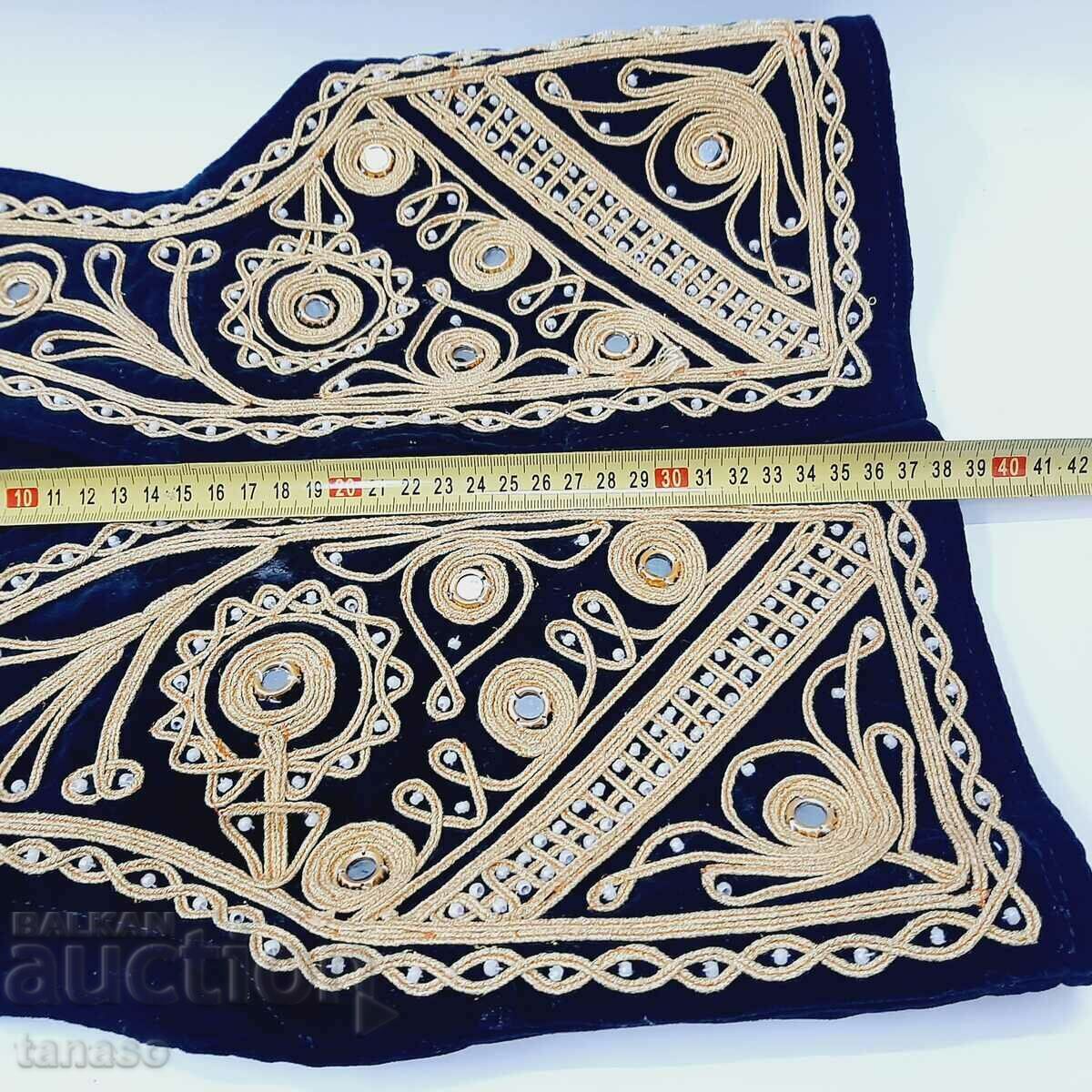 Auction Small waistcoat, corduroy(17.3) Auction Small waistcoat, corduroy(17.3)