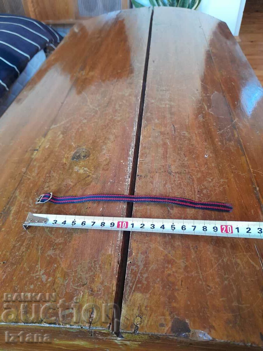 Old watch strap with price 7.00 BGN | € 3.58 Old watch strap with price 7.00 BGN | € 3.58