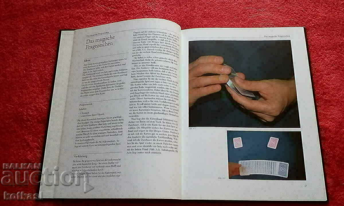 Magic Up Close Cards Focus hardcover excellent condition - 6 Magic Up Close Cards Focus hardcover excellent condition - 6