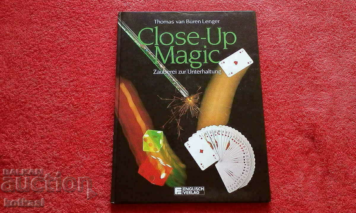 Magic Up Close Cards Focus hardcover excellent condition