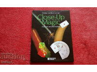 Magic Up Close Cards Focus hardcover excellent condition