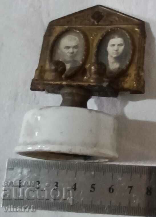 Auction  Old frame with two photos