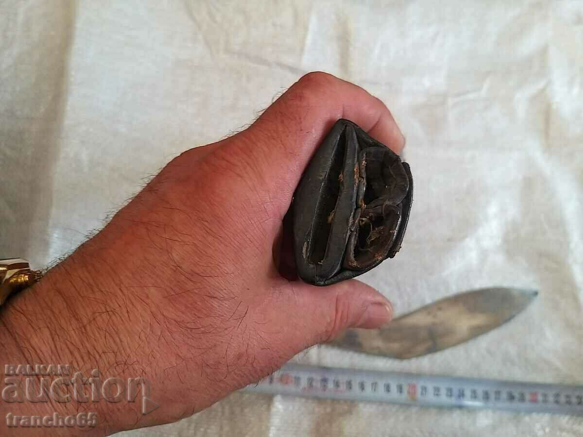 Licitație Kukri