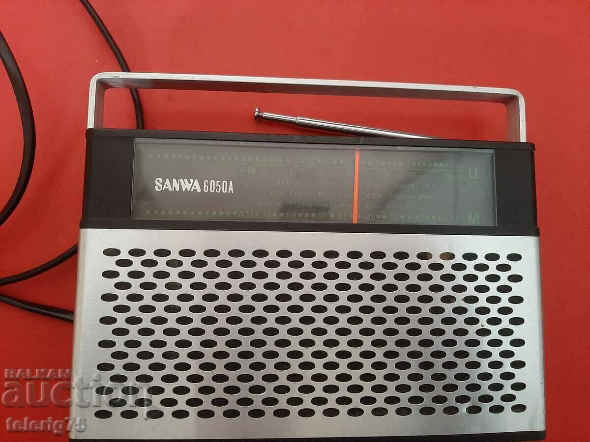 Radio japonez cu tranzistori „SANWA” 6050A-FM/UKV-1978. cu preț 50.00 BGN | € 25.56 Radio japonez cu tranzistori „SANWA” 6050A-FM/UKV-1978. cu preț 50.00 BGN | € 25.56
