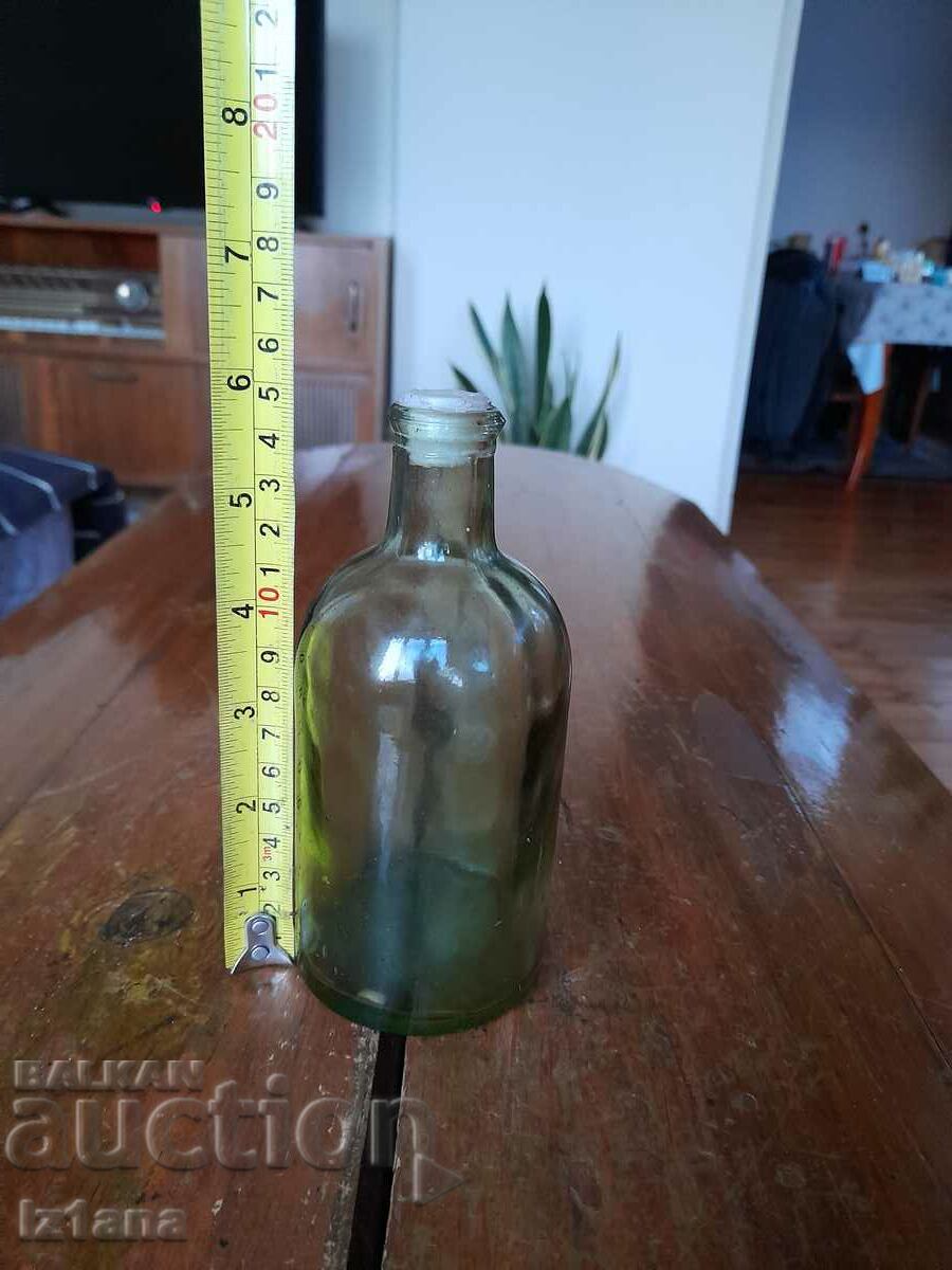Licitație Sticla veche de farmacie Licitație Sticla veche de farmacie
