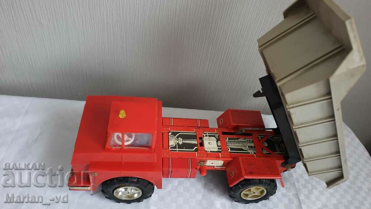 Delivery of VINTAGE GERMANY TOY DUMPER MAMMOTH RARE Delivery of VINTAGE GERMANY TOY DUMPER MAMMOTH RARE