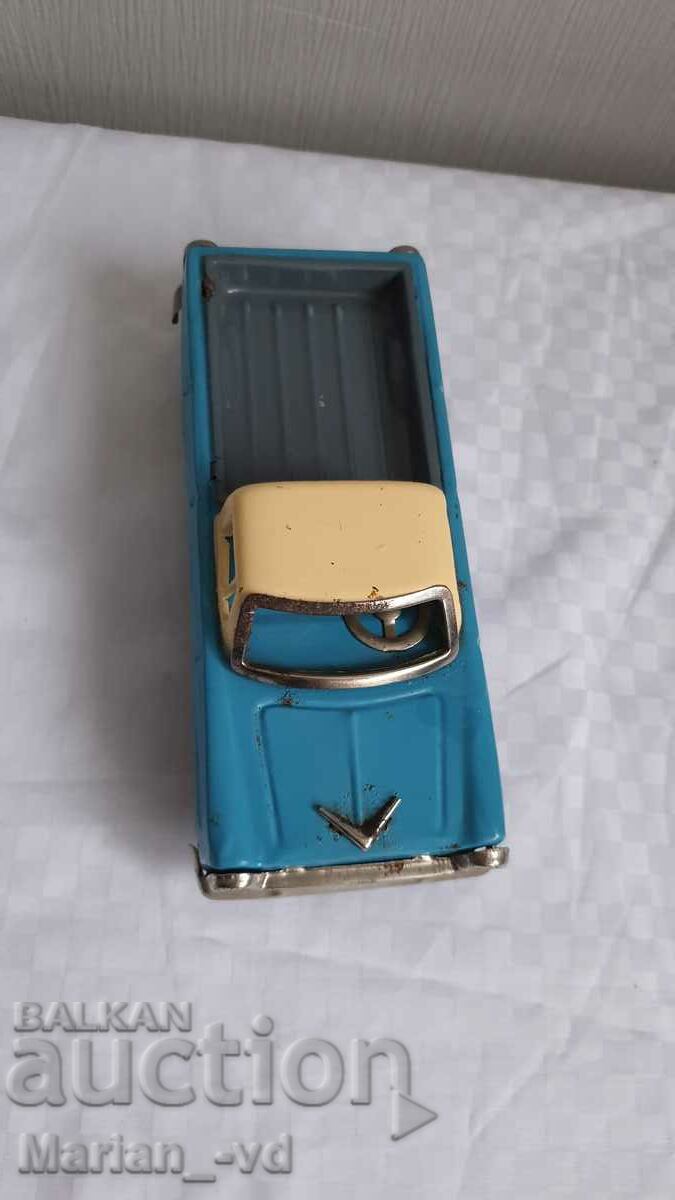 An old Chinese tin toy with price 50.00 BGN | € 25.56 An old Chinese tin toy with price 50.00 BGN | € 25.56